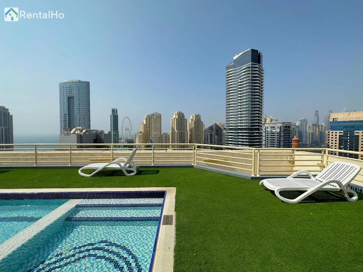 Quiet Studio With Balcony And Roof Top Pool In Dubai Marina Apartment
