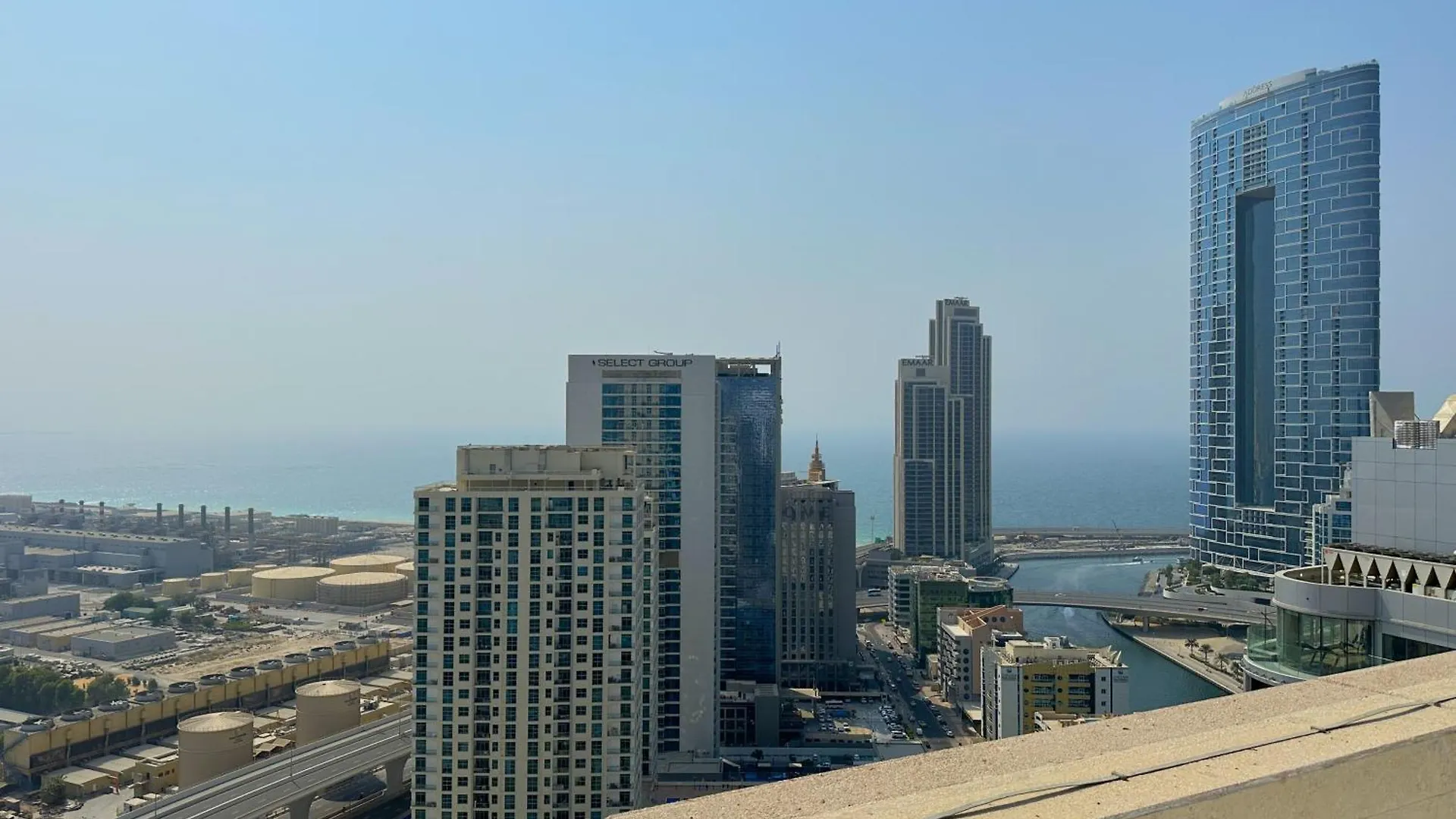 Apartment Quiet Studio With Balcony And Roof Top Pool In Dubai Marina
